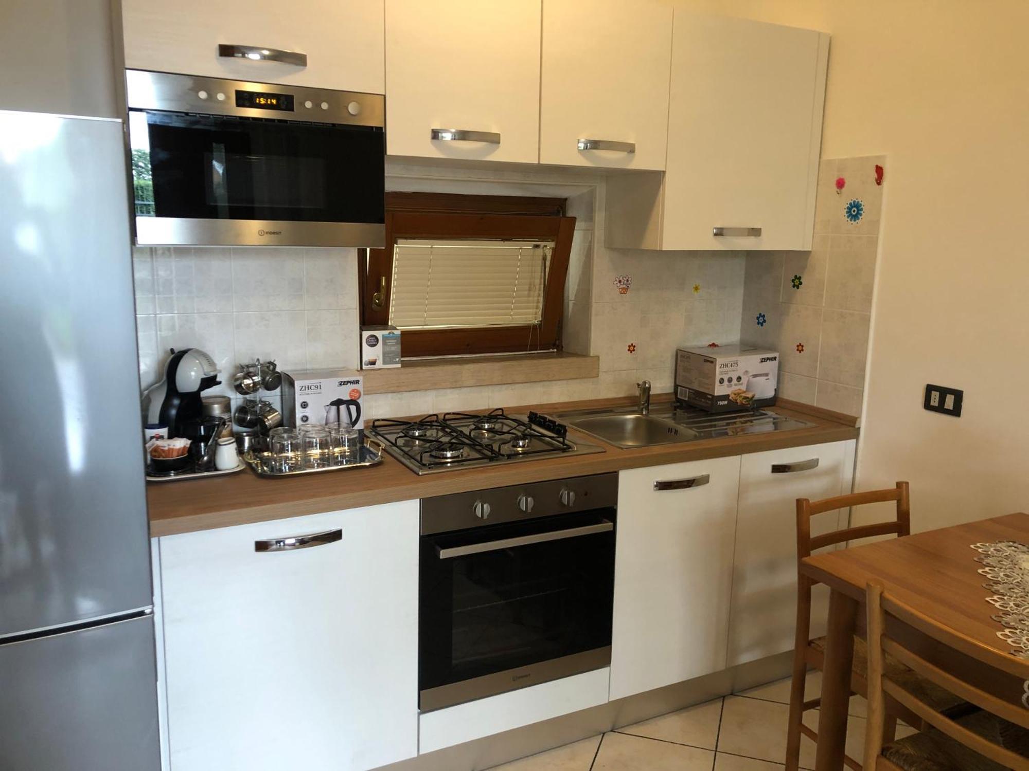 Apartament Casa Lorenzo Desenzano del Garda Zewnętrze zdjęcie